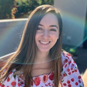 Meet your Posher, Francesca